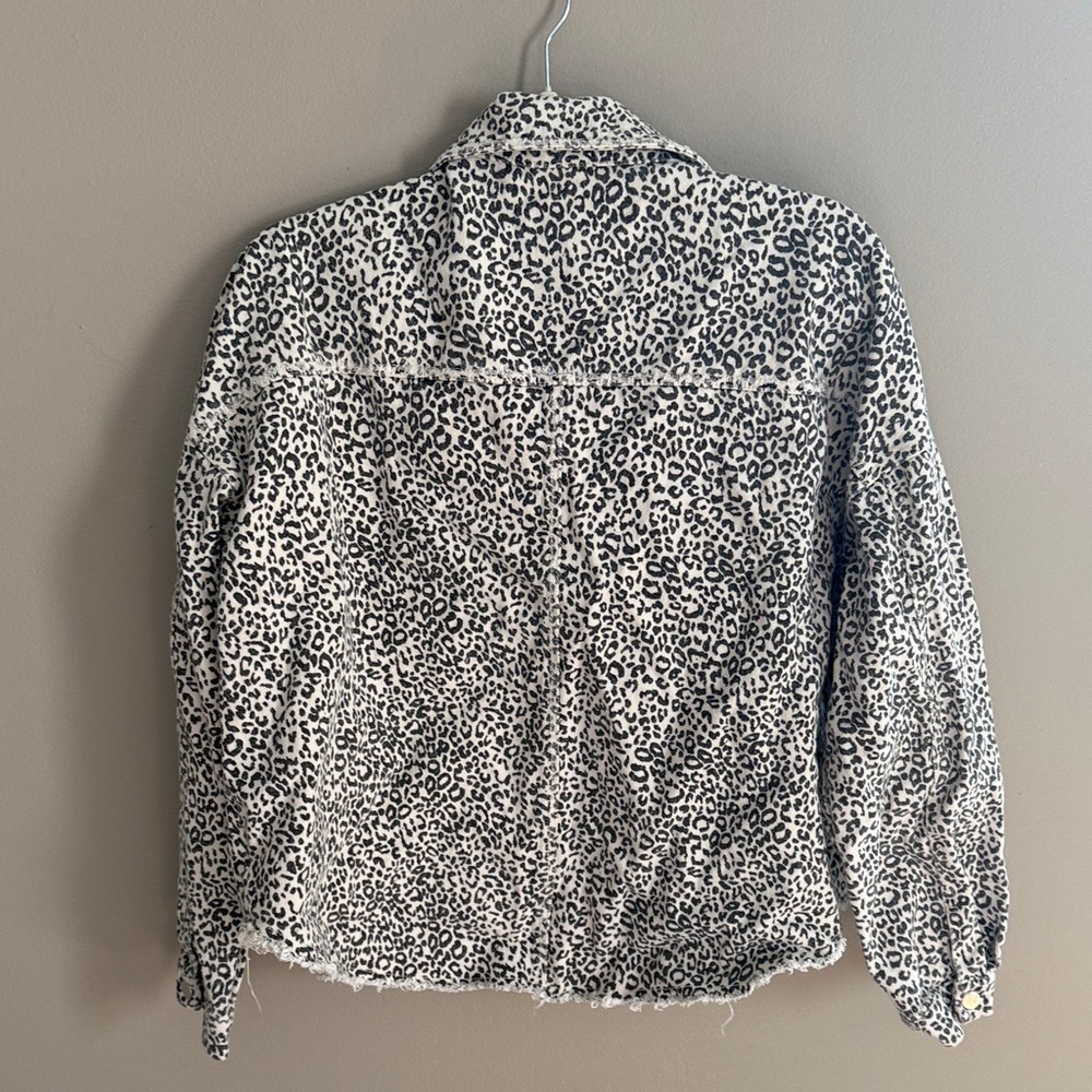 Leopard Print Jacket - Picture 5 of 5